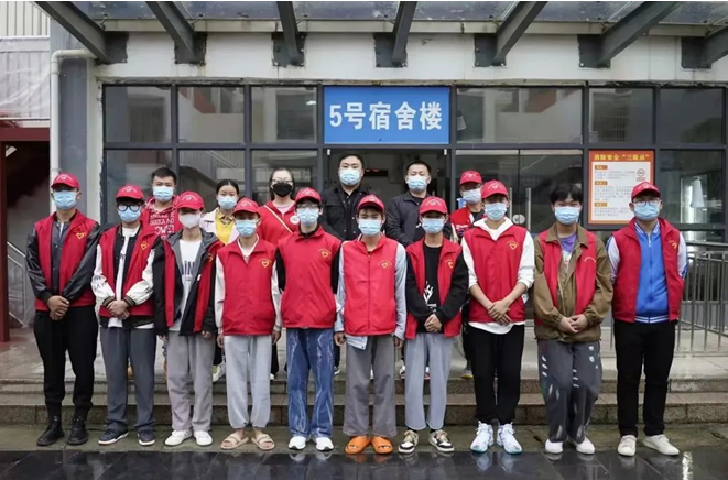 團(tuán)結(jié)一心、戰(zhàn)疫情