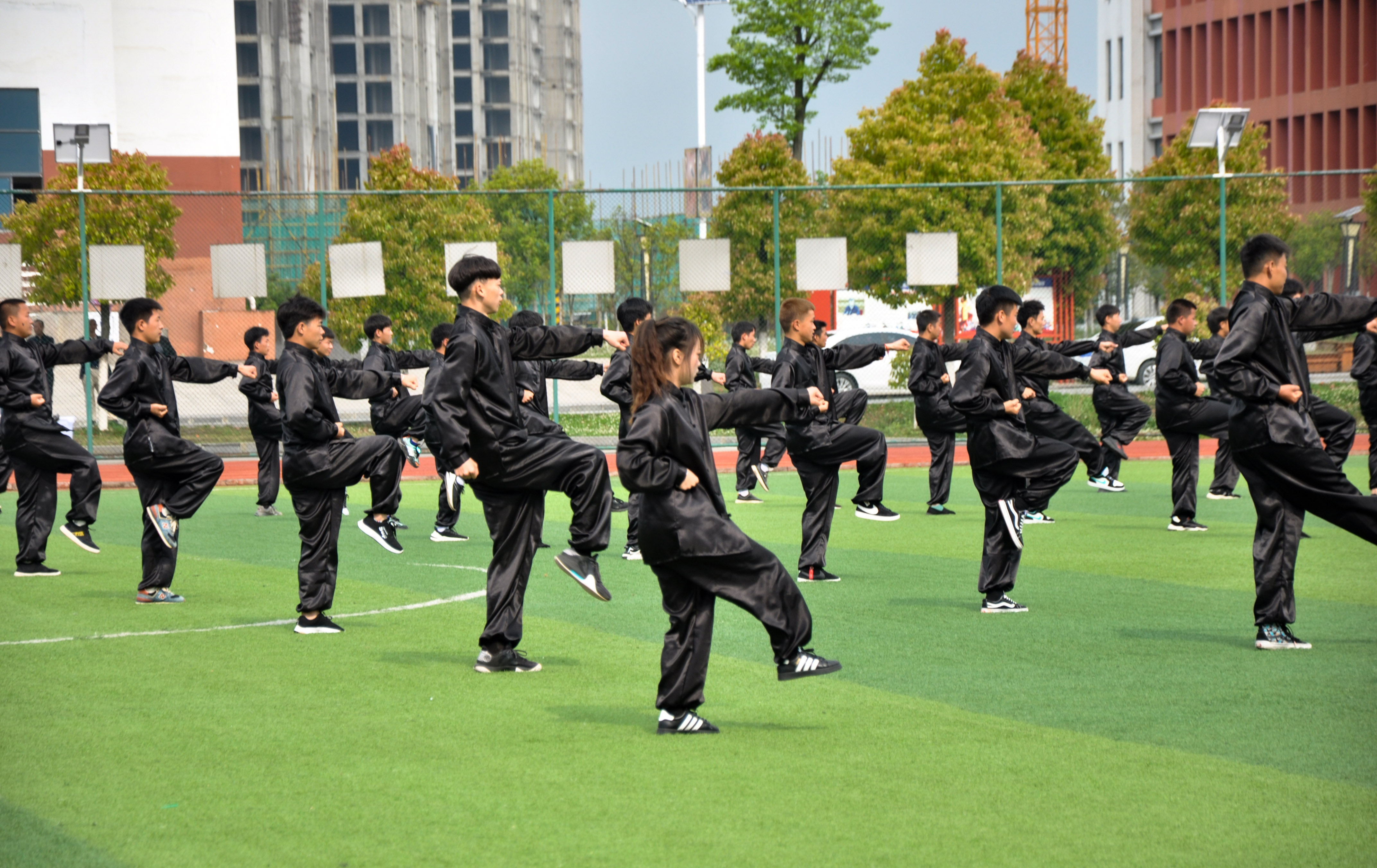 第二屆校園文化藝術(shù)節(jié)、第三屆田徑運動會開幕式