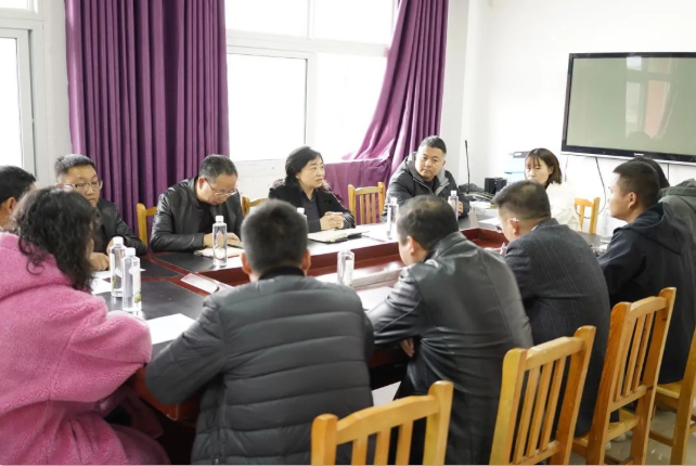 學(xué)院黨委委員、副院長黃瑛赴鄉(xiāng)村振興聯(lián)系點調(diào)研、宣講黨的二十大精神