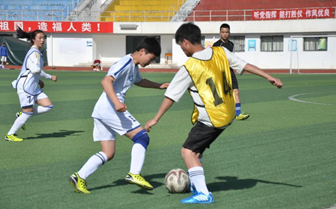 第二屆校園足球聯(lián)賽正式開(kāi)賽！