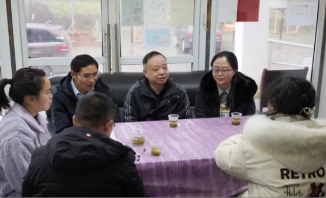 黨委副書記付善華，黨委委員、副院長黃文碧到鄉(xiāng)村振興聯(lián)系點開展調(diào)研