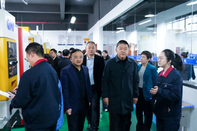 畢節(jié)市委副書記、市長吳東來一行赴我院指導(dǎo)調(diào)研